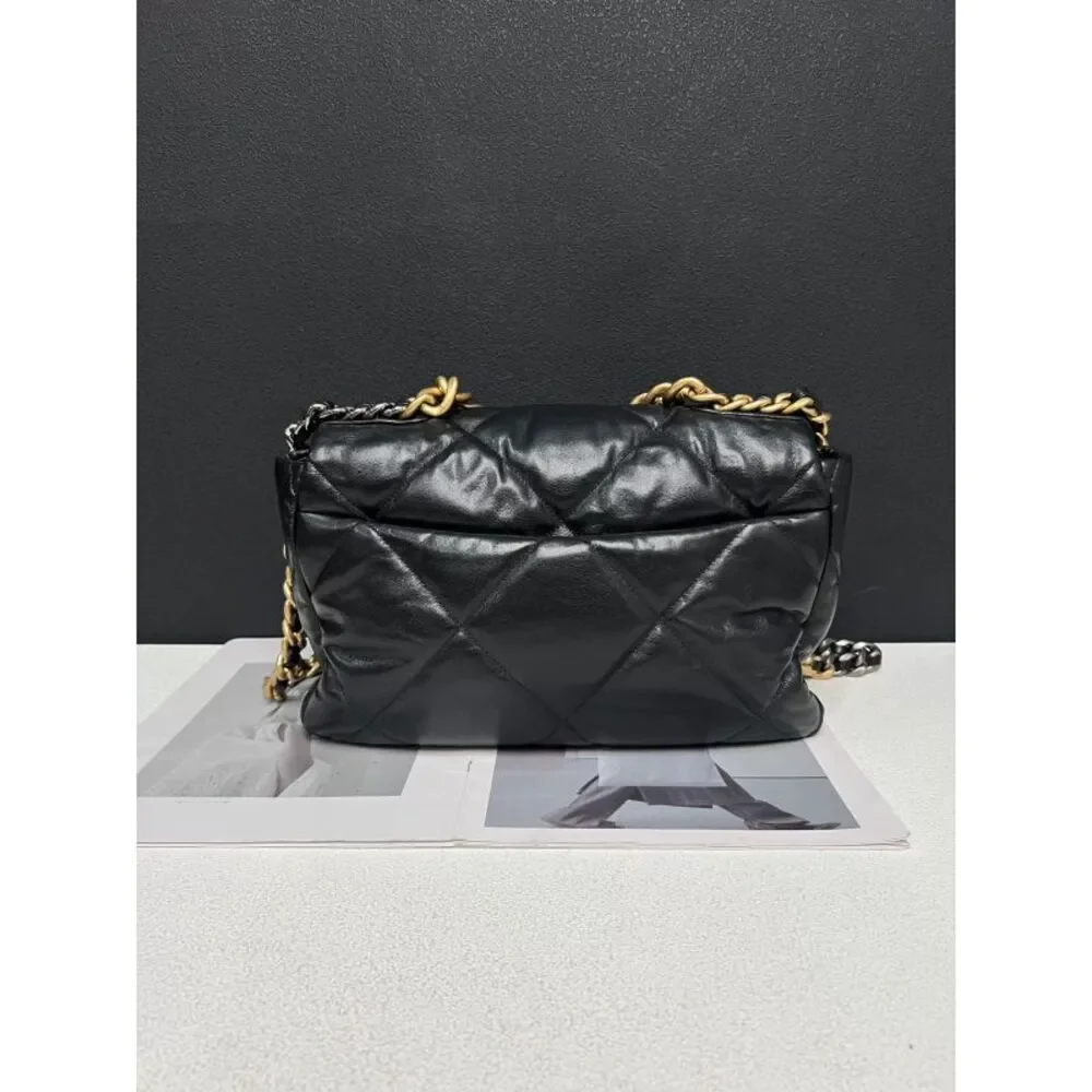Chanel Women Pre-Loved Bag Very Good Condition